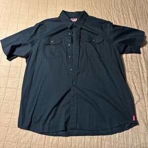Wrangler Men's Black Short Sleeve Shirt